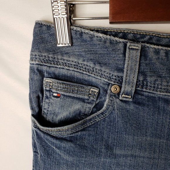Tommy Hilfiger 8 30x24 Spirit Crop Medium Wash Jeans - Picture 8 of 9